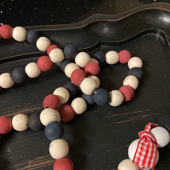 NWT Snowmen Distressed Wood Bead Garland with Tassels - 72” - Picture 8 of 8